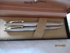 SHEAFFER FOUNTAIN PEN AND BIRO SET IN BOX