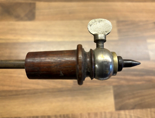 Vintage cello end - end, pin