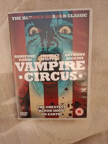 Vampire circus - circus, 2011)