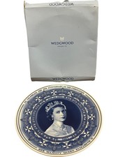 Wedgwood Queen Elizabeth Coronation 50th Anniversary Collector Plate