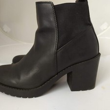 H&M DIVIDED Black Smooth