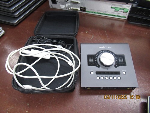Universal audio apollo twin - audio,