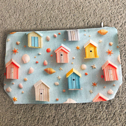 Blue multicoloured beach hut - multicoloured,