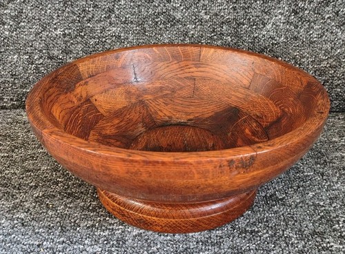 Vintage segmented oak fruit - segmented,