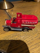 DG08016, Model T Ford Tanker, Texaco Petroleum Products *Missing Roof