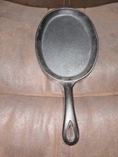 Vintage Valor Oval Skillet