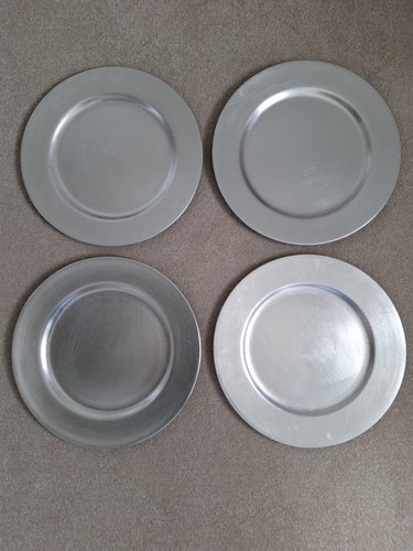 Dunhelm silver charger - 4x,