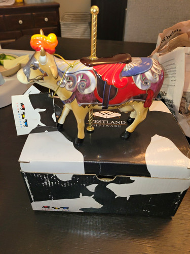 Cowparade lady camoolot cow - cowparade,