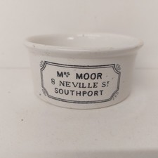 Mrs Moor 8 Neville St Southport Shrimp Pot Collectable Crock Advertising Pot