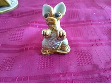 YARE Dragon.  small sitting Dragon in good condition.