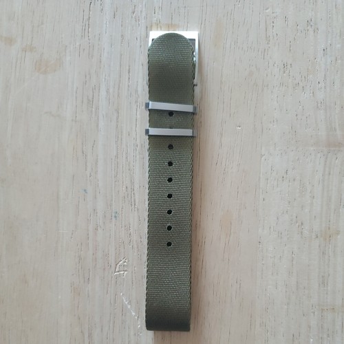 Watchgecko 20mm olive green - watchgecko,