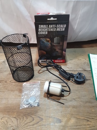 Reptile heat lamp holder - lamp,