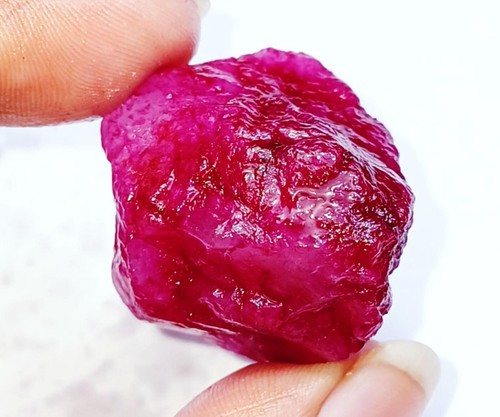 Natural red beryl rough - red,