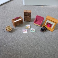 Sylvanian Families Comfy Living Room Set Sofa TV piano camera fireplace