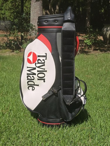 Iconic black red white - black,
