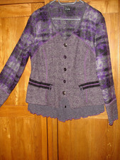 Superb Ladies PAUSE CAFE