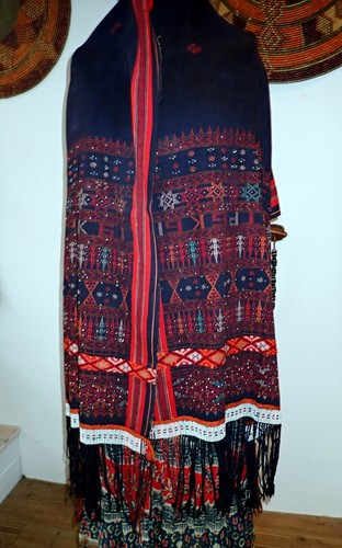 Ulos batak ceremonial shoulder - ulos,