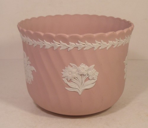 Wedgwood pink jasperware - wedgwood, 4.5"