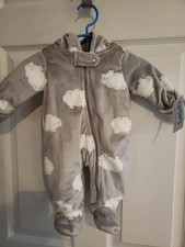 Carter's: White/Gray Sheep