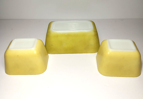 Vintage 1950s pyrex yellow - vintage,