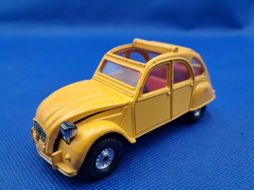 Corgi citroen 2cv yellow - corgi,