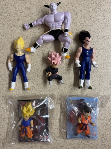 Dragonball figures read - z, (read