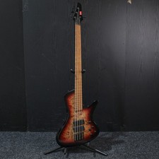 G4M 972 Fanned Fret Bass