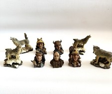 Native American Small Figurine Chief Howling Wolf Eagle 6cm