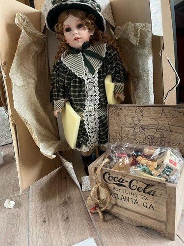 Collectible dolls - collectible,