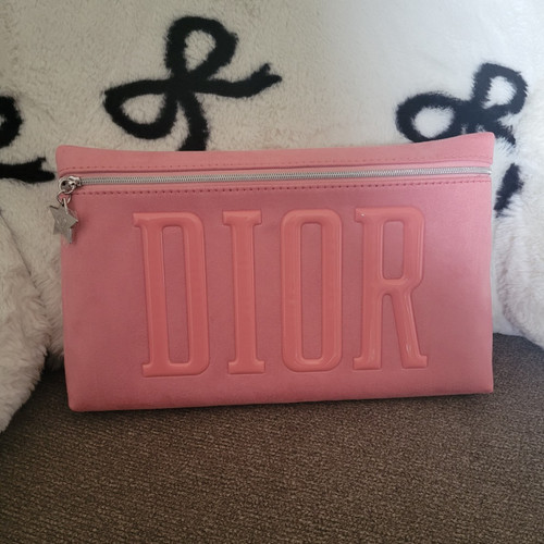 Gwp dior pink zipper - dior, makeup