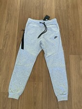 nike tech fleece old season