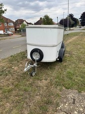Boxed Trailer 6 x 4.5ft with roof racks and barn doors