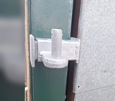 Adjustable RSJ Gate Hanger
