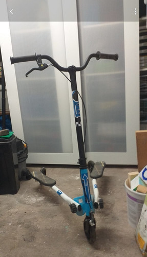 Decathlon blue and white shway - and,