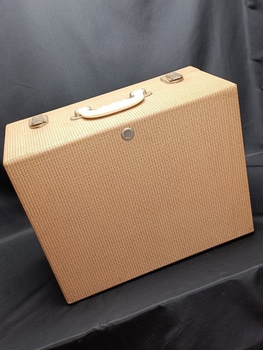 Vintage brexton picnic box - vintage,