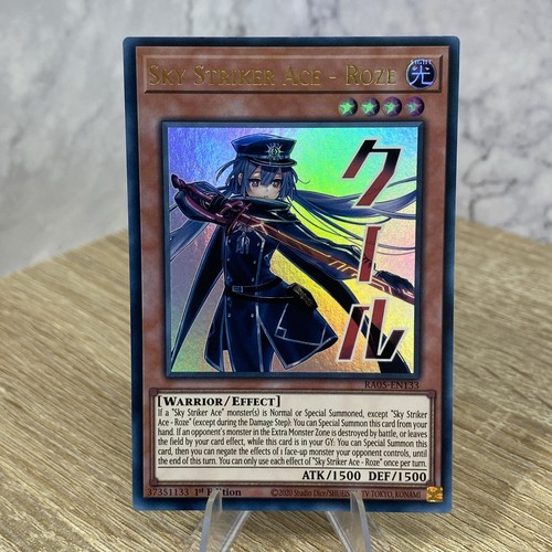 Sky striker ace roze - striker,