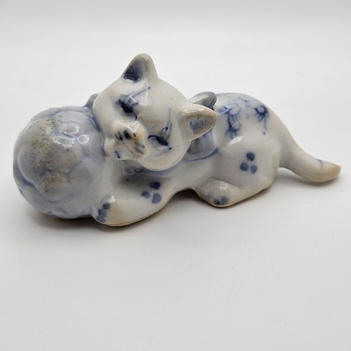 Vintage blue white sleeping - vintage,