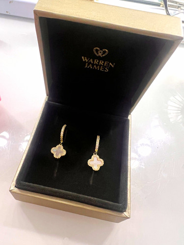 Warren james clover dangle - warren,