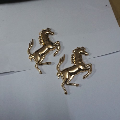 Left chrome gold horse - 2x,