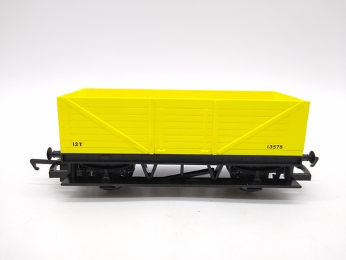 Hornby yellow 12t open plank - hornby,