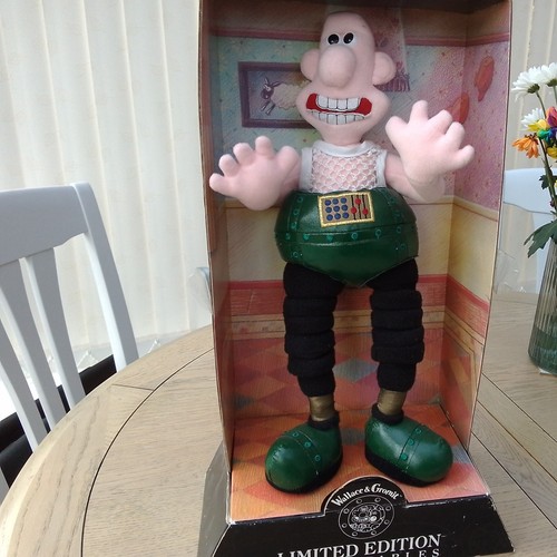 Wallace gromit - &, wrong
