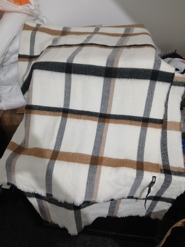 Large zara woollen - zara, twill