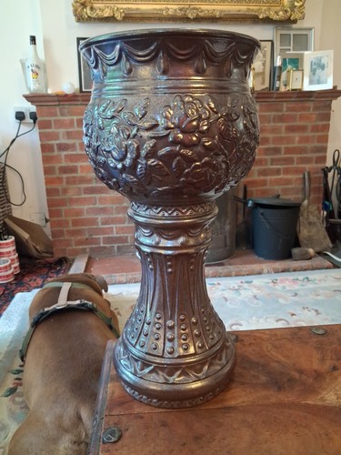 Vintage porcelain bronze