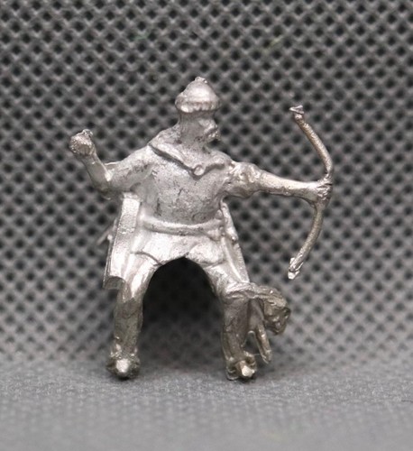 Hinchliffe models 25mm ancient - models,