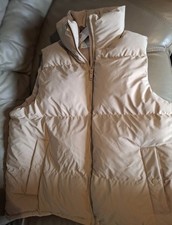 BRAND new: Gilet/body warmer