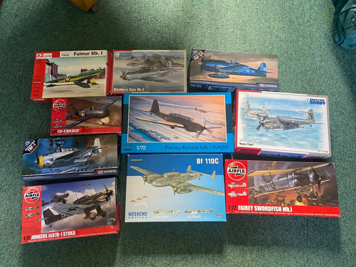 Aircraft model kit - 1/72,
