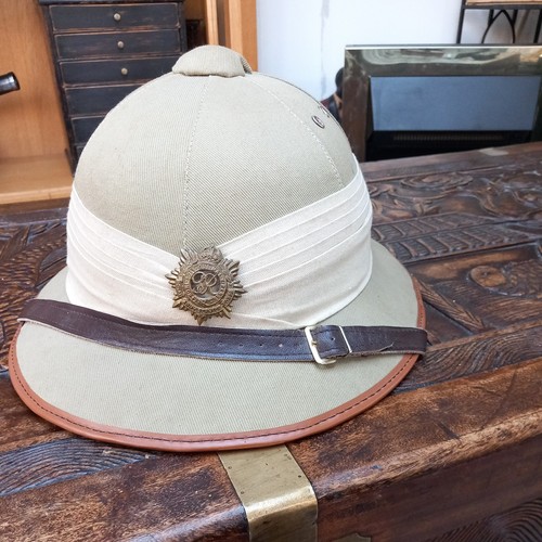 Vintage khaki pith helmet - khaki,