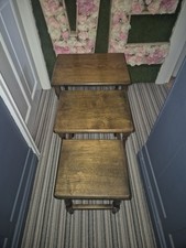 Old Charm Oak Nest Of Three