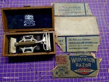 Wilkinson 1930's Empire Safety Razor. 6 spare inserts and strop included.
