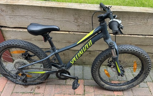 Specialized hotrock 20 inch - -,